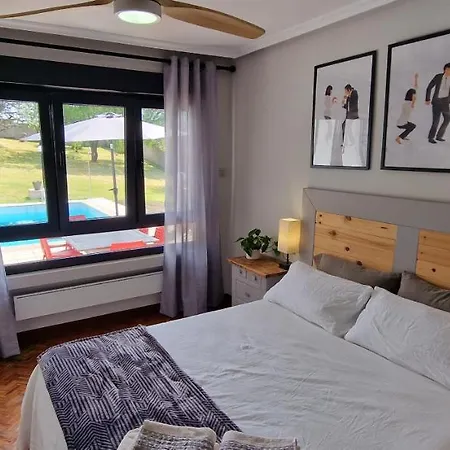 Villa El Pastizal De Gijon Con Finca, Bbq, Fkk Y Piscina Privada - Vv-2608-as La Pedrera