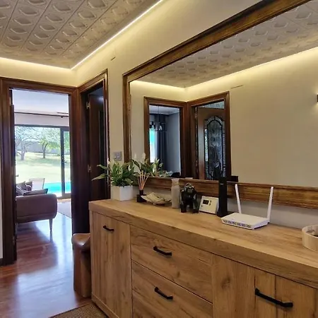 Villa El Pastizal De Gijon Con Finca, Bbq, Fkk Y Piscina Privada - Vv-2608-as